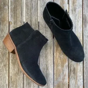 Jack Rogers | Shoes | Jack Rogers Womens Black Bailee Suede  display picture 2